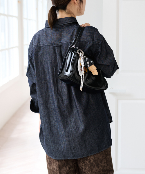 U by SPICK&SPAN（ユーバイスピックアンドスパン）の「ライトデニムカーペンターシャツ（シャツ/ブラウス・レディース・ブルー/ネイビー・FREE）」の19枚目の写真