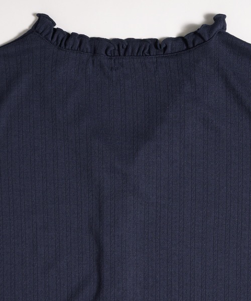 MUHET(ミュエータ)の「eyelet frill cardigan / アイレットフリルカーディガン(カーディガン/ボレロ・レディース・チャコールグレー/ブラウン/ネイビー・FREE)」の4枚目の写真