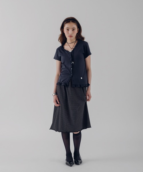 MUHET(ミュエータ)の「eyelet frill cardigan / アイレットフリルカーディガン(カーディガン/ボレロ・レディース・チャコールグレー/ブラウン/ネイビー・FREE)」の17枚目の写真