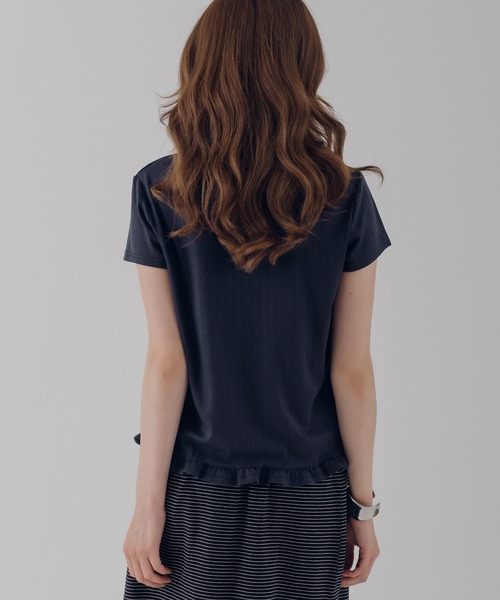 MUHET(ミュエータ)の「eyelet frill cardigan / アイレットフリルカーディガン(カーディガン/ボレロ・レディース・チャコールグレー/ブラウン/ネイビー・FREE)」の16枚目の写真