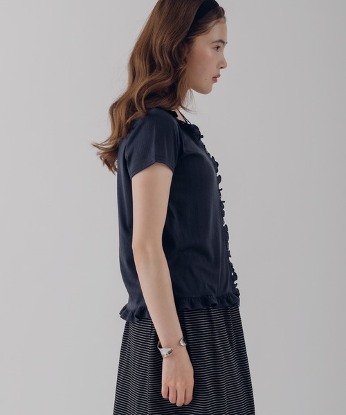 MUHET(ミュエータ)の「eyelet frill cardigan / アイレットフリルカーディガン(カーディガン/ボレロ・レディース・チャコールグレー/ブラウン/ネイビー・FREE)」の15枚目の写真