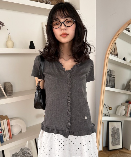 MUHET(ミュエータ)の「eyelet frill cardigan / アイレットフリルカーディガン(カーディガン/ボレロ・レディース・チャコールグレー/ブラウン/ネイビー・FREE)」の21枚目の写真