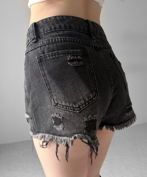 me+em select(ミームセレクト)の「【 2color / 3size 】クラッシュダメージダブルフリンジデニムショートパンツ/crash damage double fringe denim short pants(デニムパンツ・レディース・ブラック/ブルー・LARGE/MEDIUM/SMALL)」の13枚目の写真