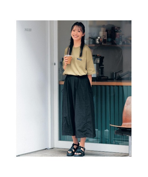 Belle Maison(ベルメゾン)の「【STANDARD me】シームポケット付き綿素材ハーフスリーブTシャツ(Tシャツ/カットソー・キッズ・サックスブルー/スミクロ/ベージュ系その他・XXS/M/S/XS)」の11枚目の写真