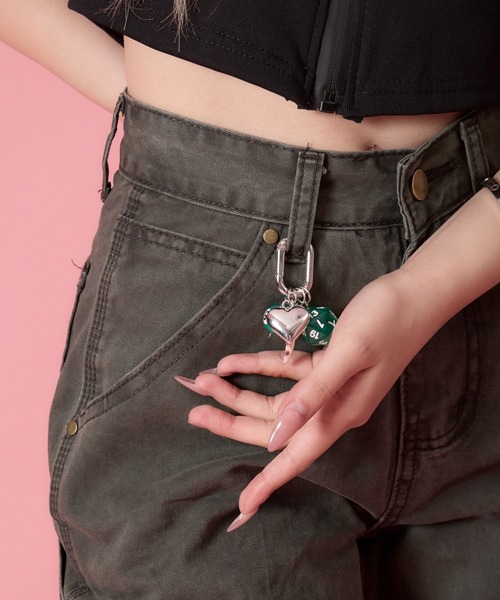 mindseeker girls(マインドシーカーガールズ)の「Carabiner Straight Cotton Pants / カラビナ付きストレートコットンパンツ(カーゴパンツ・レディース・ベージュ/カーキ・S/M)」の12枚目の写真