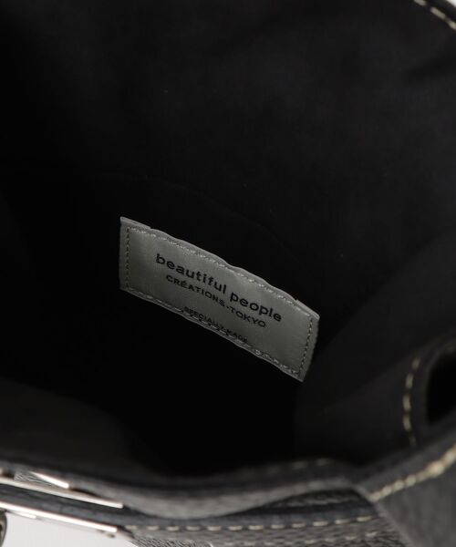 beautiful people(ビューティフルピープル)の「beautiful people/ビューティフルピープル/gratitude market shoulder bag/1646611957(ショルダーバッグ・レディース・ブラック・F)」の5枚目の写真