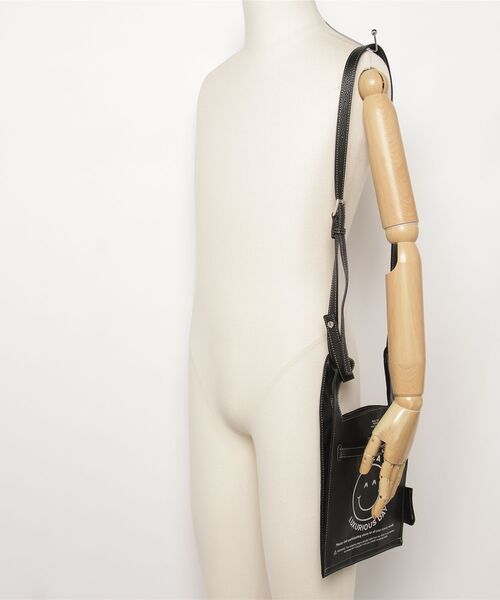 beautiful people(ビューティフルピープル)の「beautiful people/ビューティフルピープル/gratitude market shoulder bag/1646611957(ショルダーバッグ・レディース・ブラック・F)」の6枚目の写真