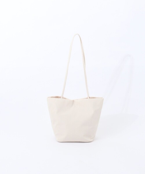 MAQWEL(マクウェル)の「【MAQWEL/マクウェル】ロングショルダートートバッグ(トートバッグ・レディース・ブラック/アイボリー・FREE)」の3枚目の写真
