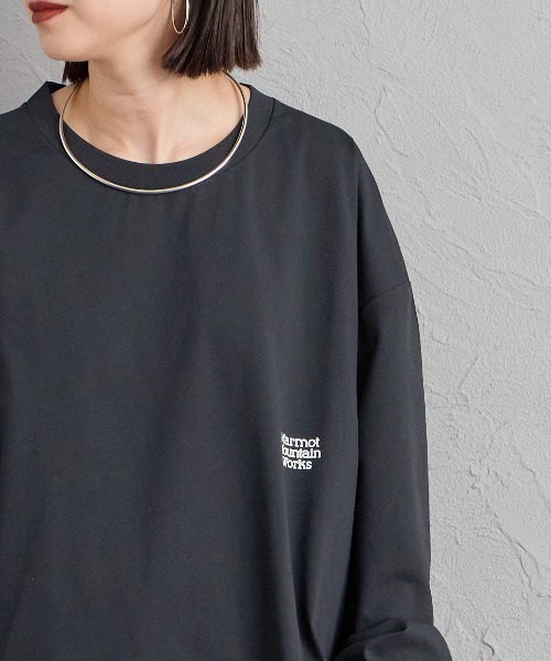 MARMOT（マーモット）の「[Marmot/マーモット] 別注 バーティカルロゴ バックプリントロンT（Tシャツ/カットソー・レディース・ベージュ/ブラック/ホワイト・XL/S/L/M）」の20枚目の写真