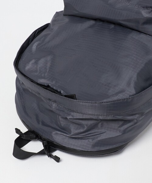 UNITED ARROWS(ユナイテッドアローズ)の「【別注】<LC by LOWERCASE>RIP STOP 16L/バックパック(バックパック/リュック・メンズ・ダークグレー・FREE)」の13枚目の写真