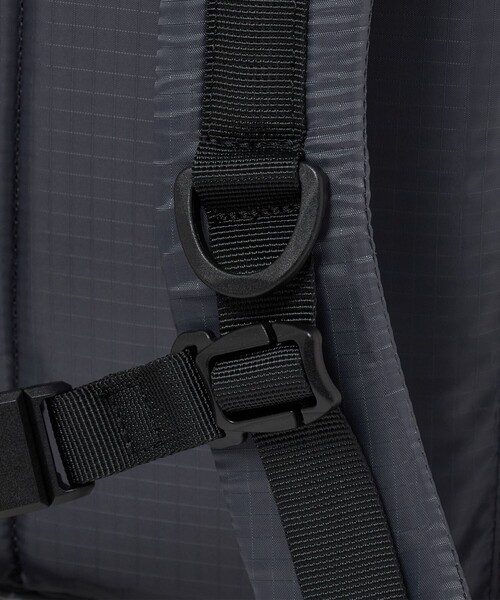 UNITED ARROWS(ユナイテッドアローズ)の「【別注】<LC by LOWERCASE>RIP STOP 16L/バックパック(バックパック/リュック・メンズ・ダークグレー・FREE)」の10枚目の写真