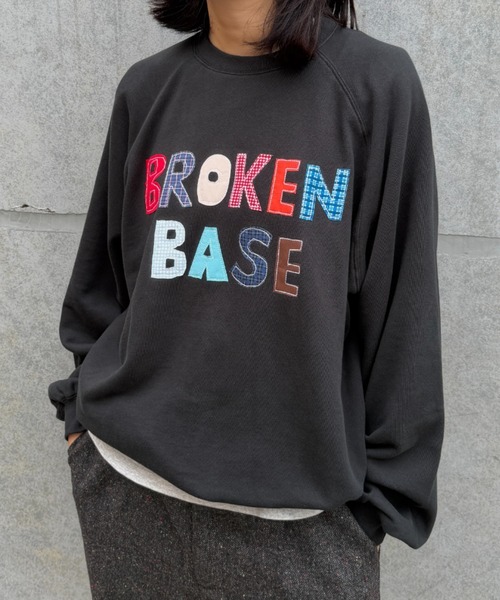 BROKEN BASE（ブロークンベース）の「BROKENBASE Handmade like Patchwork Sweat / BROKENBASE ハンドメイドライクパッチワークスウェット（スウェット・メンズ・ネイビー/グレー/ブラック/イエロー・SMALL/LARGE/MEDIUM）」の2枚目の写真