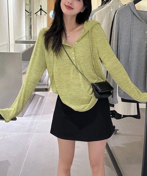 shyam inspiration(シャムインスピレーション)の「フード付きヘンリーネックロンT(Tシャツ/カットソー・レディース・ライトグレー/ライトグリーン/チャコールグレー・L/M)」の5枚目の写真