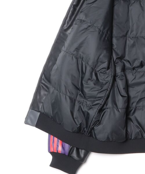 adidas(アディダス)の「Pokemon 8ボール ジャケット / アディダスオリジナルス adidas Originals(ブルゾン・メンズ・ブラック・X-LARGE/3XL/XX-LARGE/SMALL/MEDIUM/LARGE)」の4枚目の写真