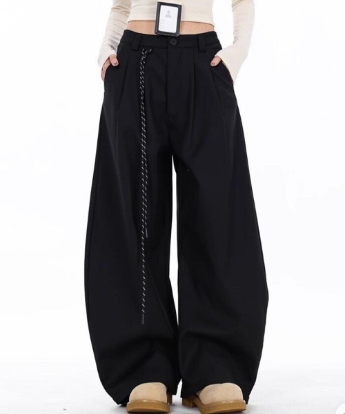 WYZ wear(ダブリューワイジィーウェア)の「タックワイドバギーパンツ/ユニセックス(その他パンツ・メンズ・ライトベージュ/ブラック・M/L/XL)」の9枚目の写真