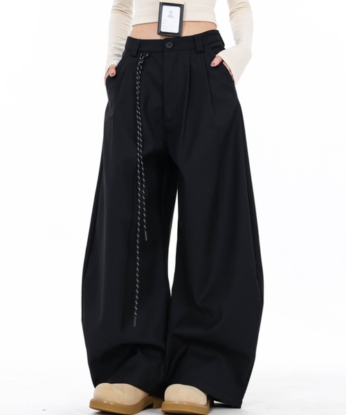 WYZ wear(ダブリューワイジィーウェア)の「タックワイドバギーパンツ/ユニセックス(その他パンツ・メンズ・ライトベージュ/ブラック・M/L/XL)」の8枚目の写真