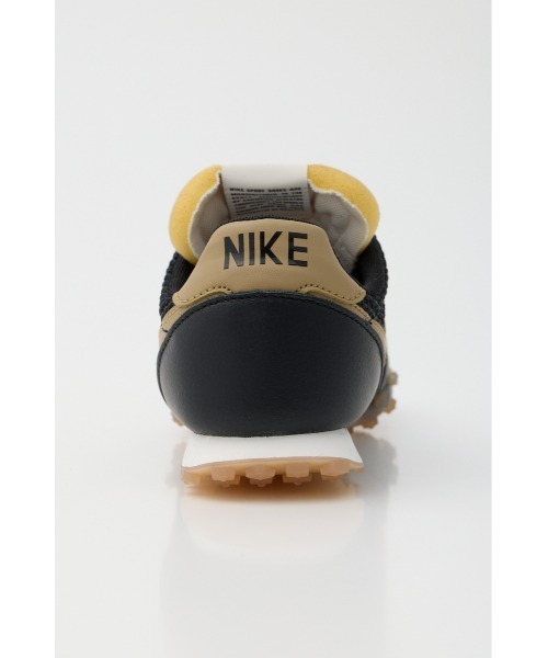 NIKE(ナイキ)の「ワッフル レーサー SE(スニーカー・レディース・ブラック・25cm/24.5cm/24cm)」の3枚目の写真
