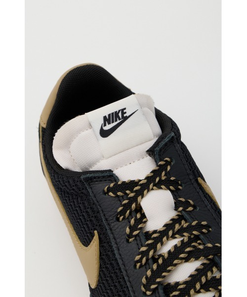 NIKE(ナイキ)の「ワッフル レーサー SE(スニーカー・レディース・ブラック・25cm/24.5cm/24cm)」の5枚目の写真