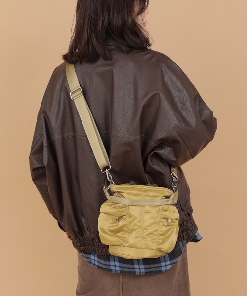 CONTROL FREAK / CTFK(コントロールフリーク)の「CONTROL FREAK / CTFK(コントロールフリーク/シーティーエフケー)ダブルポケットバケットバッグ(ショルダーバッグ・レディース・ブラック/カーキ・FREE)」の10枚目の写真