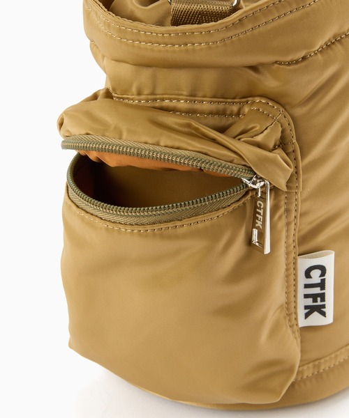 CONTROL FREAK / CTFK(コントロールフリーク)の「CONTROL FREAK / CTFK(コントロールフリーク/シーティーエフケー)ダブルポケットバケットバッグ(ショルダーバッグ・レディース・ブラック/カーキ・FREE)」の22枚目の写真