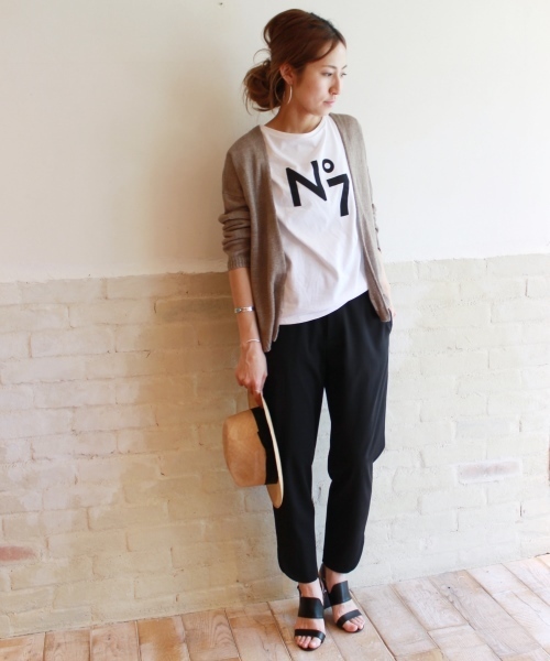 FRAMeWORK(フレームワーク)の「サイドスカラップパンツ◆(その他パンツ・レディース・ブラック/ホワイト/レンガ・34/36/38/40)」の14枚目の写真