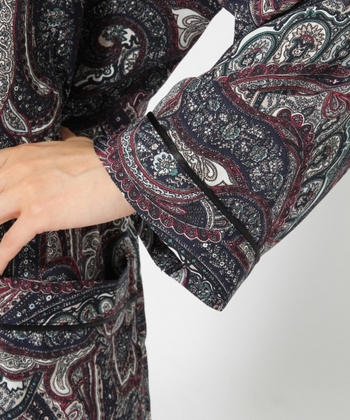 HARE（ハレ）の「ロングガウン(HARE)（トレンチコート・レディース・ブラック/ボルドー・FREE）」の14枚目の写真