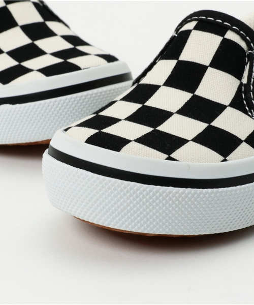 VANS（バンズ）の「キッズ VANS ヴァンズ SLIP ON スリッポン V98CJ V (14-18) BLK/WHT CHK（スリッポン・キッズ・ブラック系その他・16/18/15 /14/17）」の6枚目の写真
