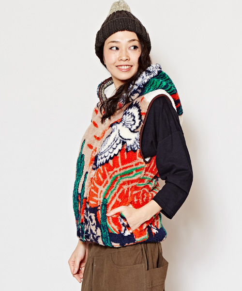 チャイハネ（チャイハネ）の「【チャイハネ】アリゾナフードベスト（リバーシブル）（その他アウター・レディース・ターコイズブルー/ベージュ/レッド・FREE）」の17枚目の写真