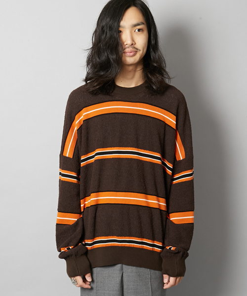 AMI Alexandre Mattiussi(アミアレクサンドルマテュッシ)の「ami alexandre mattiussi アミ アレクサンドル マテュッシ / ボーダー トップス E17K11.004(スウェット・メンズ・ブラウン/ホワイト・SMALL/MEDIUM/M/S)」の4枚目の写真