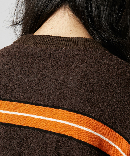 AMI Alexandre Mattiussi(アミアレクサンドルマテュッシ)の「ami alexandre mattiussi アミ アレクサンドル マテュッシ / ボーダー トップス E17K11.004(スウェット・メンズ・ブラウン/ホワイト・SMALL/MEDIUM/M/S)」の7枚目の写真