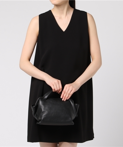 GIANNI CHIARINI（ジャンニ キアリーニ）の「【GIANNI CHIARINI】レザーボストンバッグ（ボストンバッグ・レディース・ブラック/ベージュ/ピンク・F）」の12枚目の写真