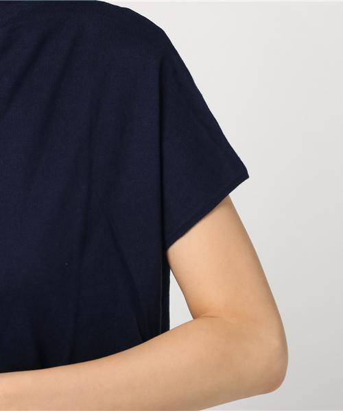 earth music&ecology（アースミュージックアンドエコロジー）の「ボトルネックスリットプルオーバー（ニット/セーター・レディース・グレイッシュベージュ/マスタード/レッド/ネイビー/オリーブ・FREE）」の10枚目の写真