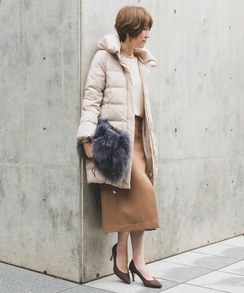 RIVE DROITE（リヴドロワ）の「抜き衿ロングダウンコート（その他アウター・レディース・ネイビー/ベージュ・FREE）」の13枚目の写真