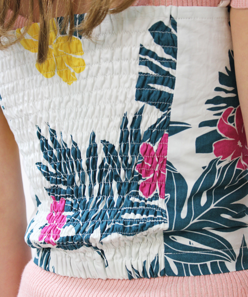 Kastane（カスタネ）の「アロハ柄ビスチェ（その他トップス・レディース・クリーム/ネイビー・FREE）」の5枚目の写真