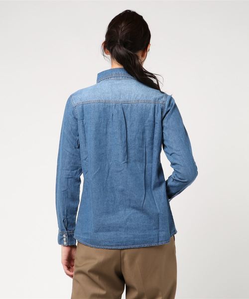 STYLEBLOCK（スタイルブロック）の「長袖デニムシャツ（シャツ/ブラウス・レディース・ライトブルー/ダークブルー・S/M/L/XL/2XL）」の4枚目の写真