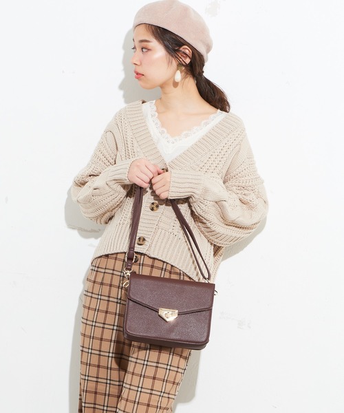 natural couture(ナチュラルクチュール)の「ケーブルショートカーデ(カーディガン/ボレロ・レディース・ベージュ/ブラウン/オフホワイト/オレンジ/ラベンダー・FREE)」の18枚目の写真