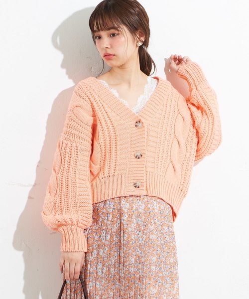 natural couture(ナチュラルクチュール)の「ケーブルショートカーデ(カーディガン/ボレロ・レディース・ベージュ/ブラウン/オフホワイト/オレンジ/ラベンダー・FREE)」の19枚目の写真