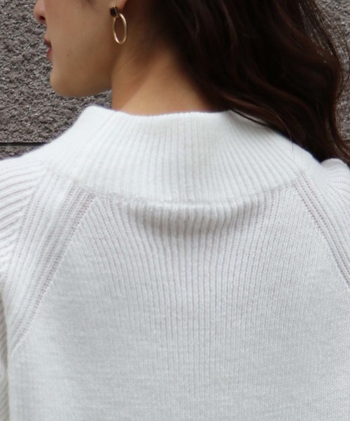 HER CLOSET(ハークローゼット)の「【HERCLOSET】◆WEB限定◆アイレットボトルネックニット(ニット/セーター・レディース・ネイビー/オフホワイト/サックスブルー/ピンク/ラベンダー・M)」の7枚目の写真