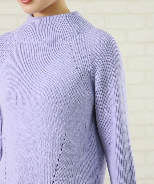 HER CLOSET(ハークローゼット)の「【HERCLOSET】◆WEB限定◆アイレットボトルネックニット(ニット/セーター・レディース・ネイビー/オフホワイト/サックスブルー/ピンク/ラベンダー・M)」の18枚目の写真