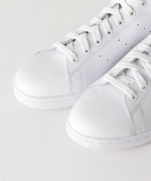 adidas Originals(アディダスオリジナルス)の「<adidas Originals(アディダス)> STAN SMITH GOLD/スタンスミス(スニーカー・メンズ・ホワイト・27cm/25.5cm/26cm/28cm/27.5cm/26.5cm)」の6枚目の写真