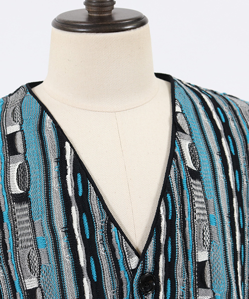 ANGENEHM(アンゲネーム)の「mcg2414-ドルマン変形ストライプカーディガン(カーディガン/ボレロ・メンズ・レッド/ブルー・S/M/L)」の8枚目の写真