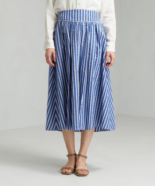 green label relaxing(グリーンレーベルリラクシング)の「CFC サッカーストライプ スカート(スカート・レディース・ライトブルー/コバルトブルー・38/36)」の5枚目の写真