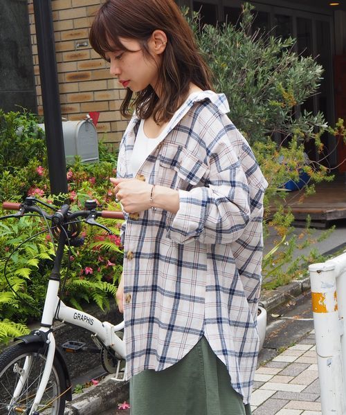 tiptop(ティップトップ)の「CPOビッグシャツ(シャツ/ブラウス・レディース・ベージュ/カーキ/ネイビー/ピンク/イエロー/オフホワイト・FREE)」の11枚目の写真