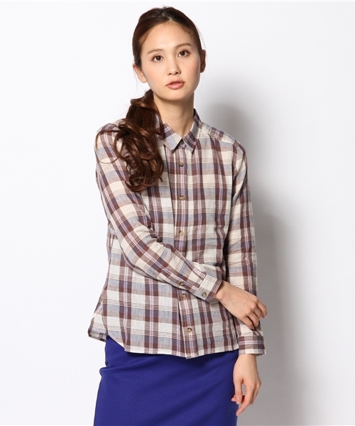 Ray BEAMS(レイビームス)の「○Ray BEAMS / コットンリネン チェックレギュラーシャツ(シャツ/ブラウス・レディース・ダークブラウン/ピンク/ライトブルー・1/0)」の2枚目の写真