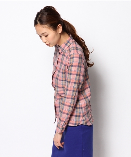 Ray BEAMS(レイビームス)の「○Ray BEAMS / コットンリネン チェックレギュラーシャツ(シャツ/ブラウス・レディース・ダークブラウン/ピンク/ライトブルー・1/0)」の7枚目の写真