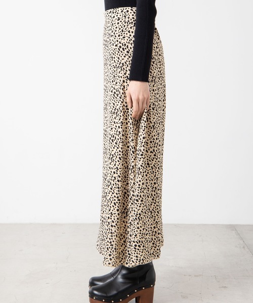 WEGO(ウィゴー)の「WEGO/アソートパターンセミフレアロングスカート(スカート・レディース・その他1/その他2/アニマル・FREE)」の6枚目の写真