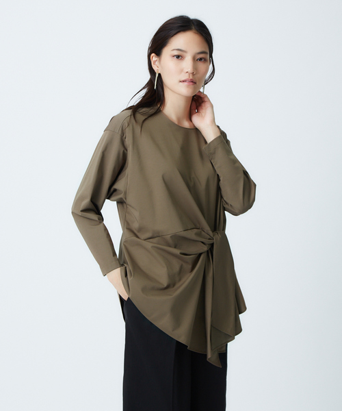 qualite(カリテ)の「ウエストクロスプルオーバー(Tシャツ/カットソー・レディース・ホワイト/ブラウン/ブルー系その他2/ホワイト系その他・フリー)」の3枚目の写真