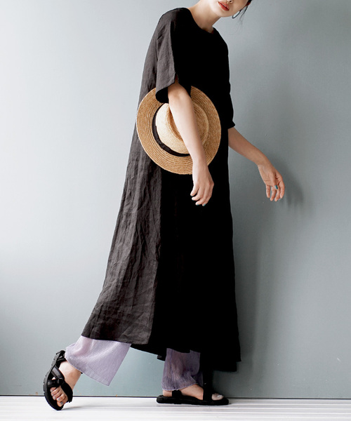 apartment department（アパートメントデパートメント）の「リネンワイドスリーブ フレアワンピース（ワンピース・レディース・マルーン/モスグリーン/ブラック/キャメル/グレイッシュブルー/セージグリーン/アッシュグレー/ロイヤルブルー/グリーン系その他・フリー）」の2枚目の写真