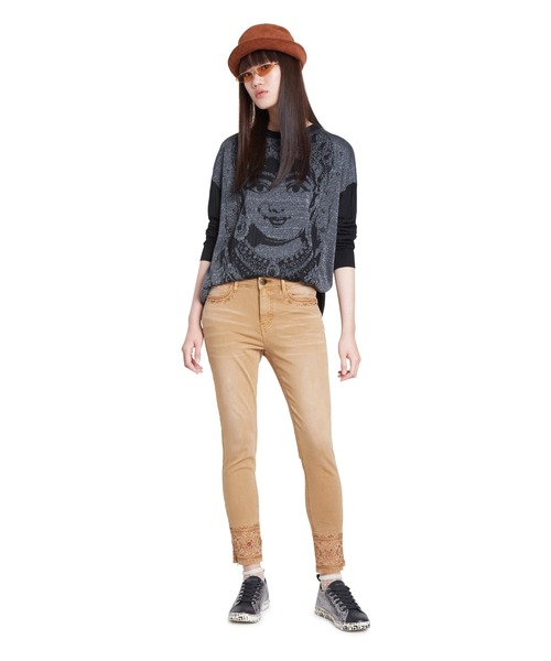 Desigual(デシグアル)の「デニムアンクル BALI(デニムパンツ・レディース・レッド/ブラウン/グリーン・2L/3L/SS/S/M/L/4L)」の7枚目の写真