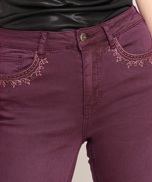 Desigual(デシグアル)の「デニムアンクル BALI(デニムパンツ・レディース・レッド/ブラウン/グリーン・2L/3L/SS/S/M/L/4L)」の21枚目の写真